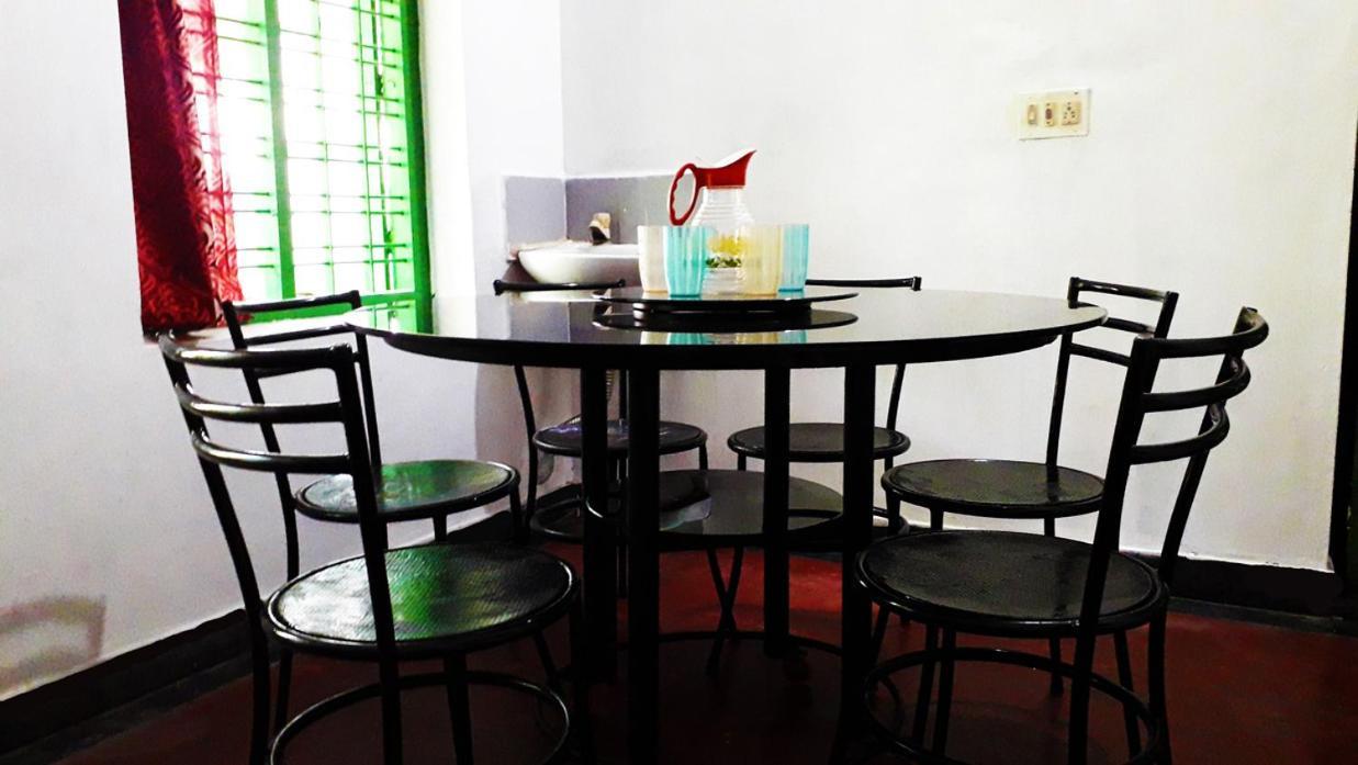 Seenu'S Pg Accommodationパルガート エクステリア 写真